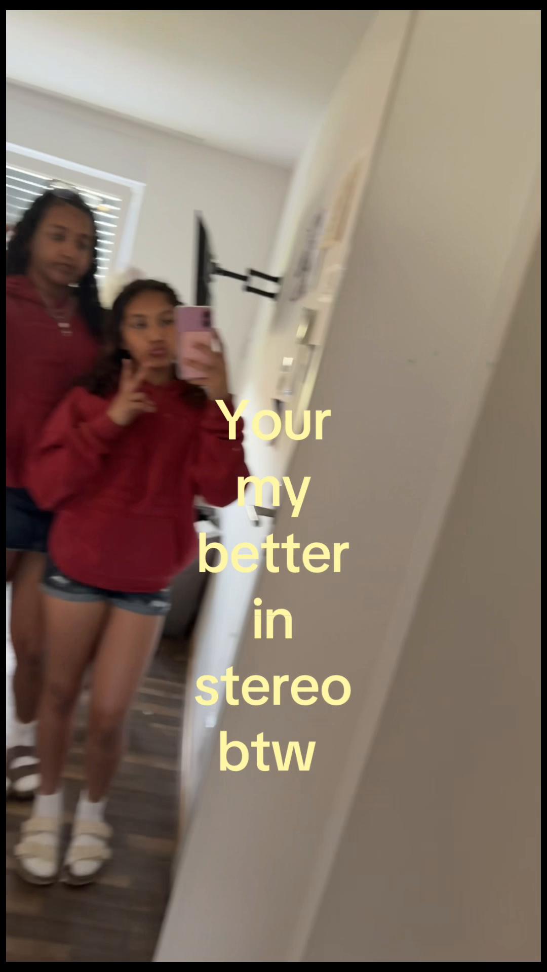 @lylaaaaaa100