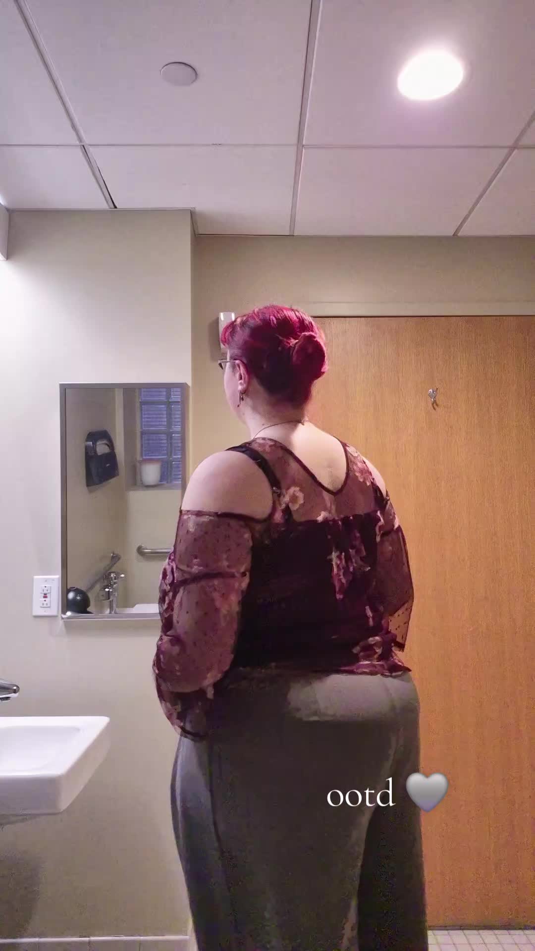 @Isabella 🖤🕸️⁷
