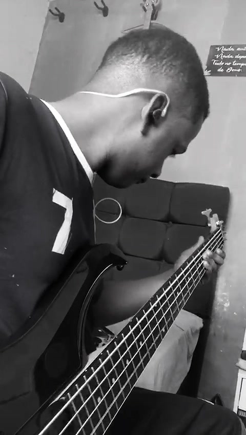 @Raphael Oliveira bass