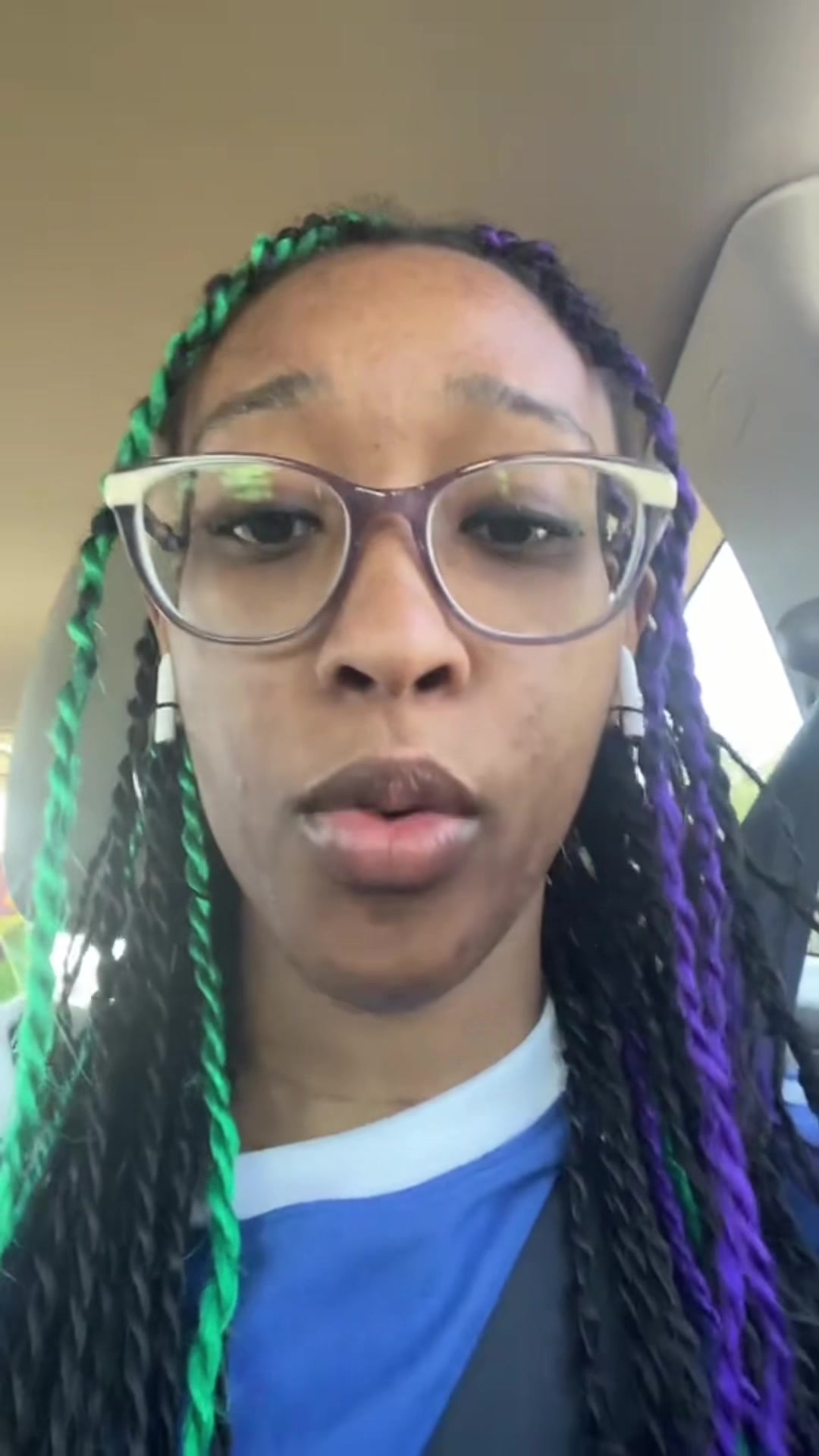 @Shayla