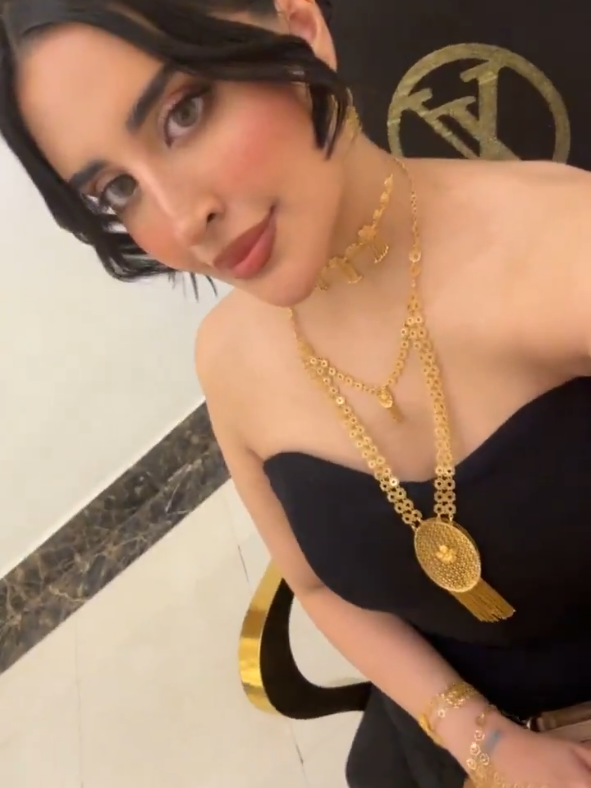 @فــراشـه👸