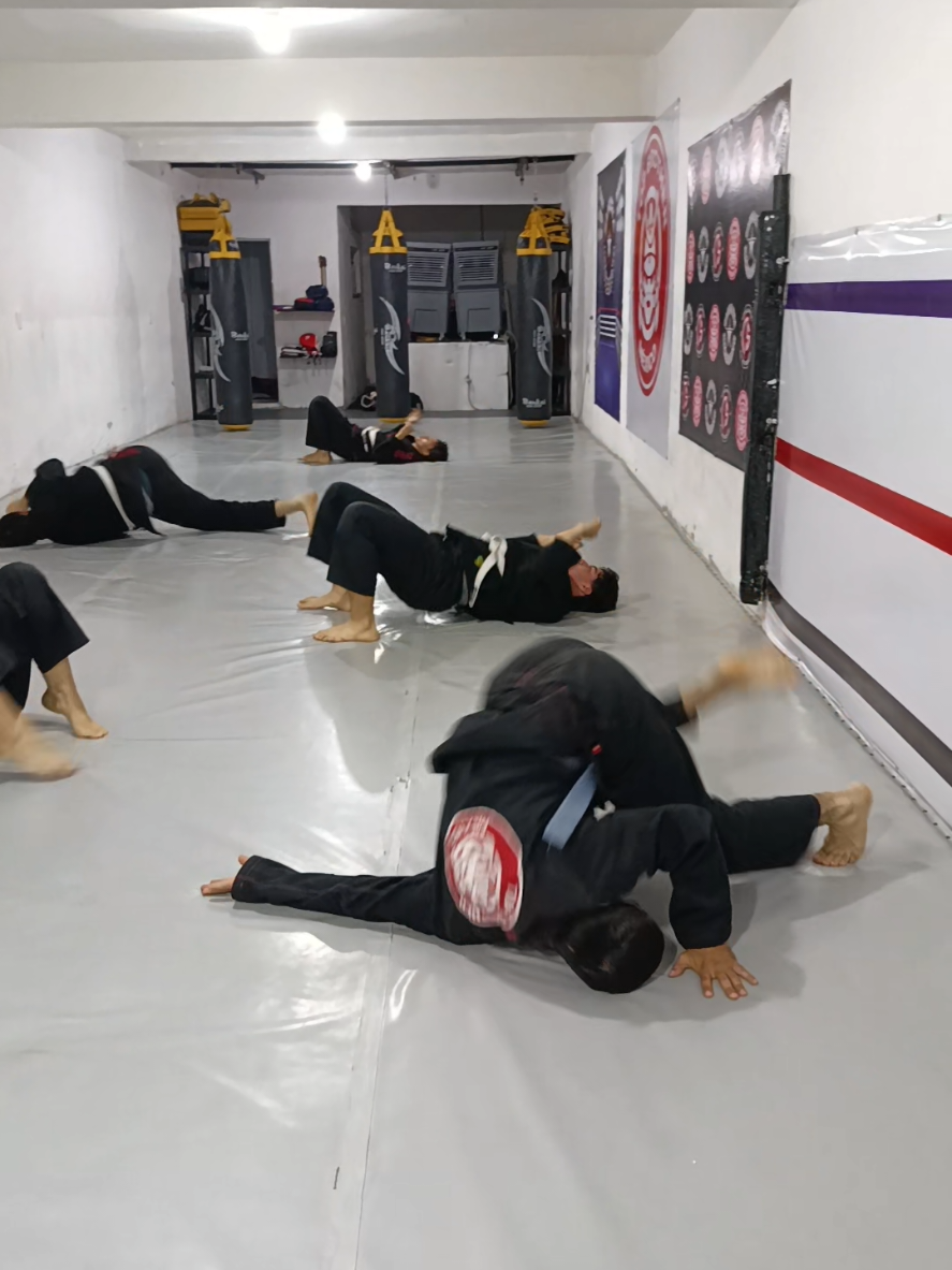 @ZavaletaKickboxing_mma