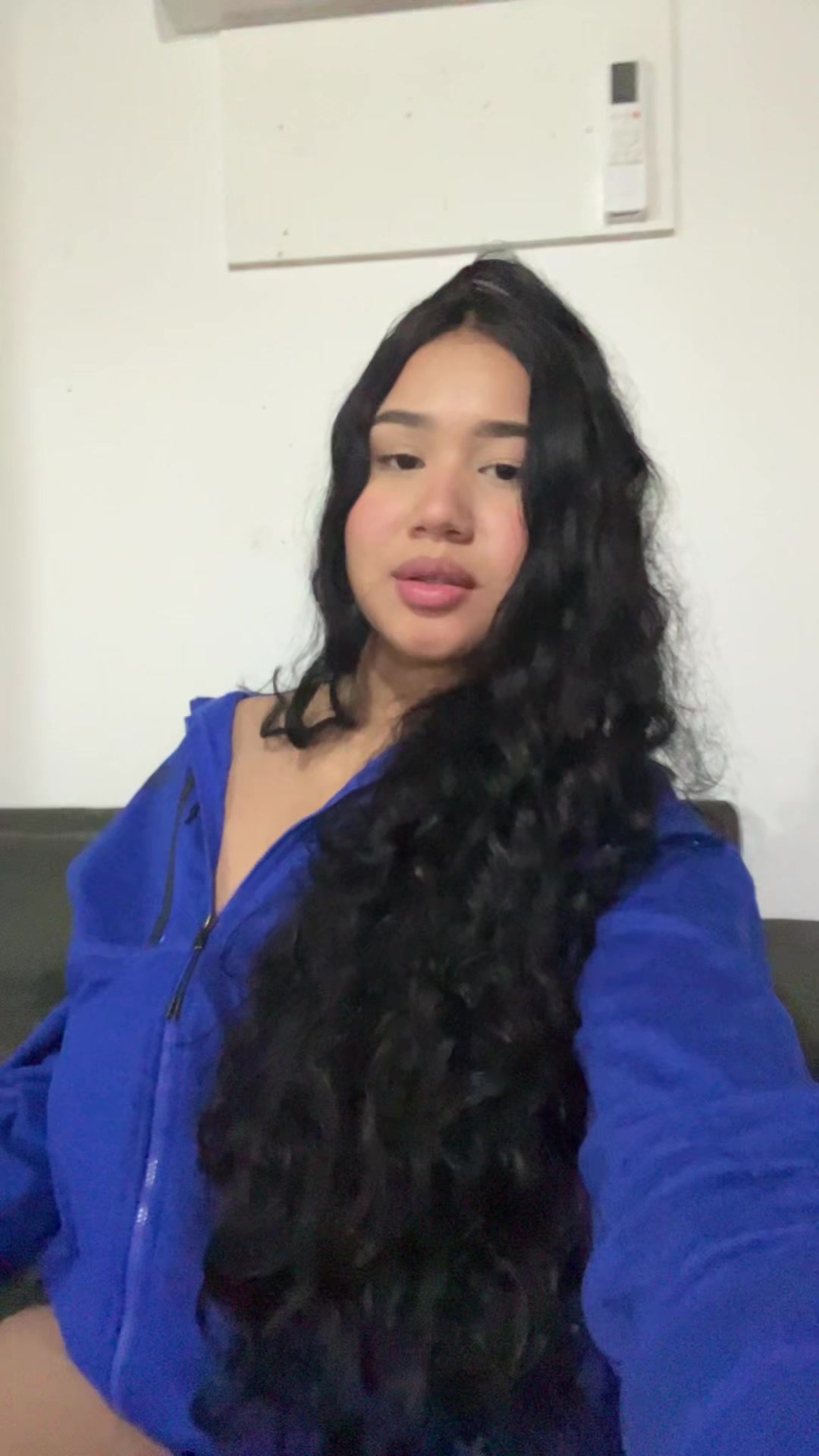 @María Mora
