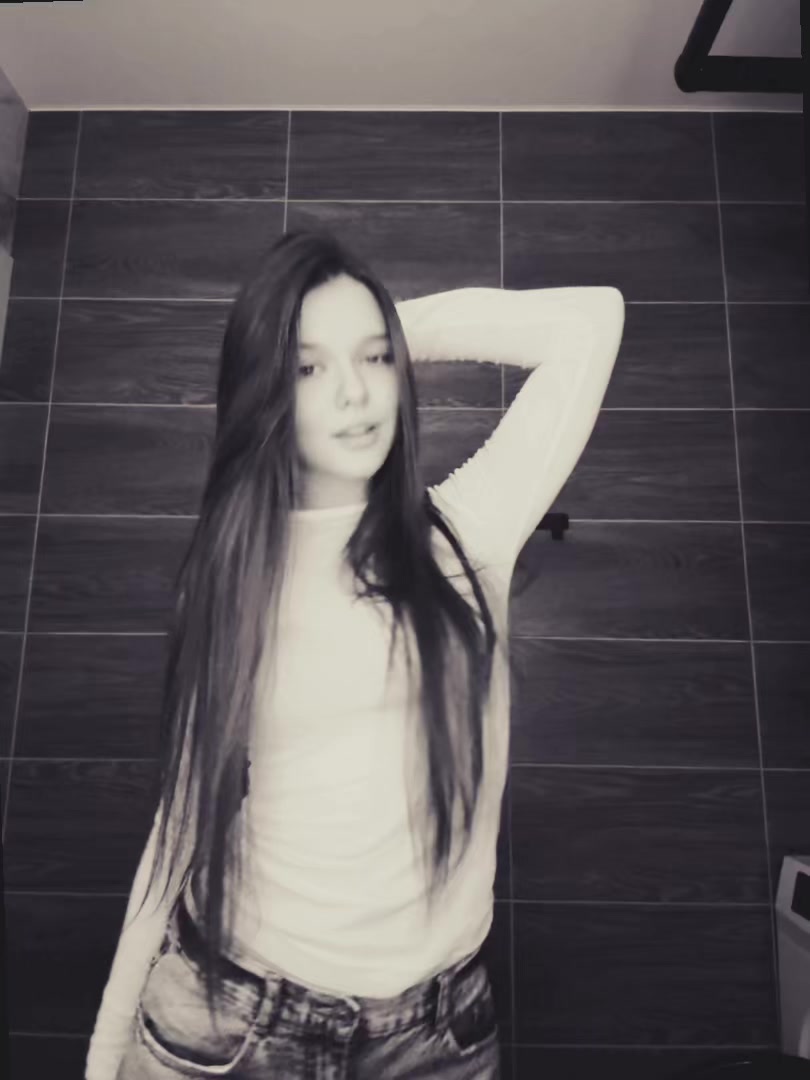 @yanaaa.w_