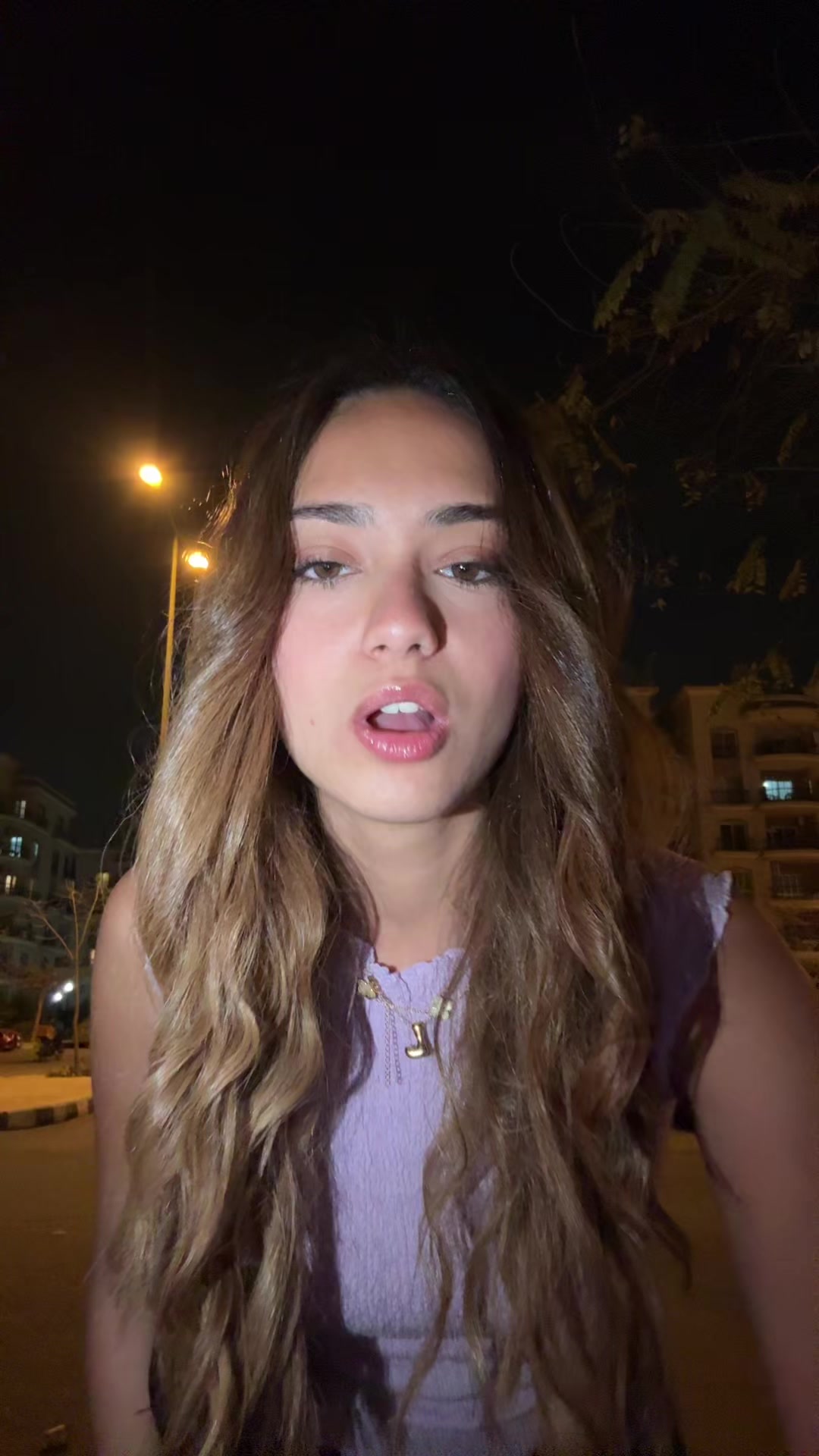 @Lara<3