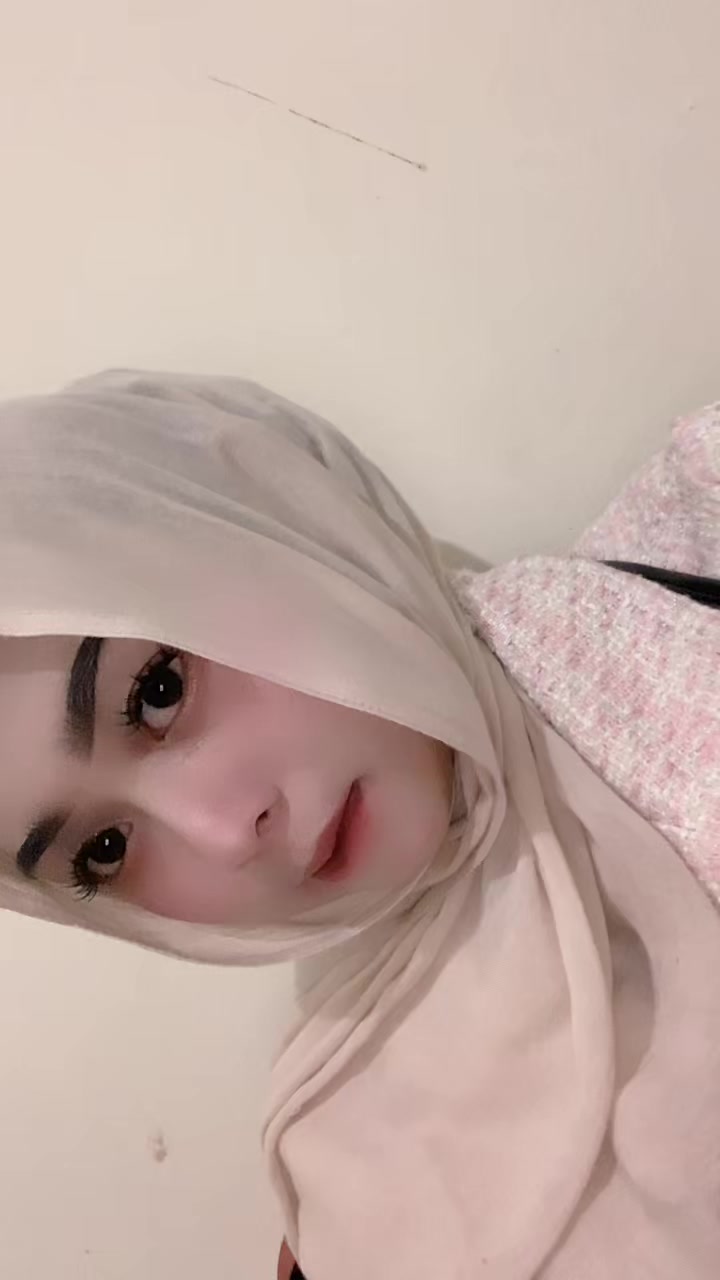 @nadiraainunnisaa