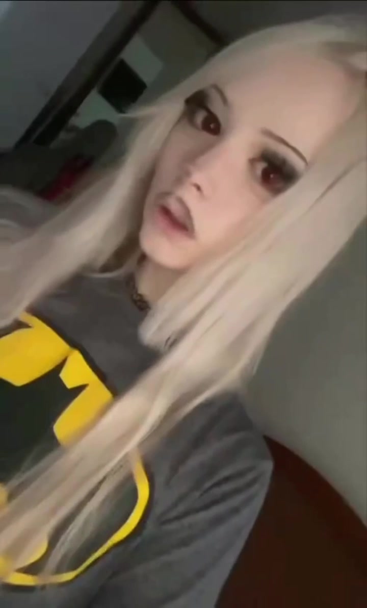 @Жертва пьяной акушерки