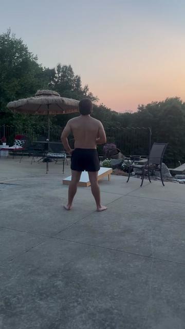 @bella