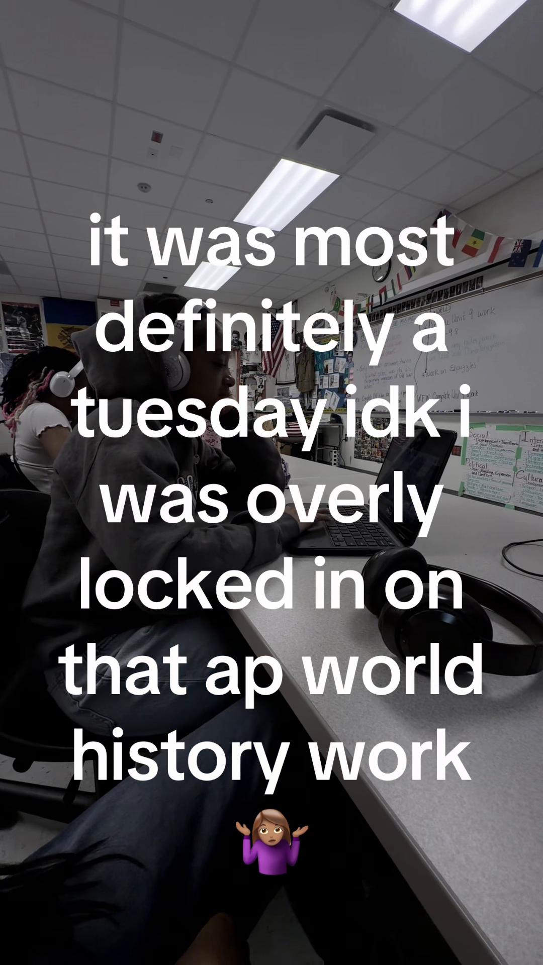 @ᰔ