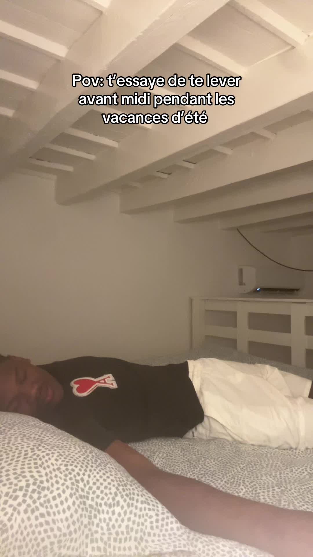 @︎