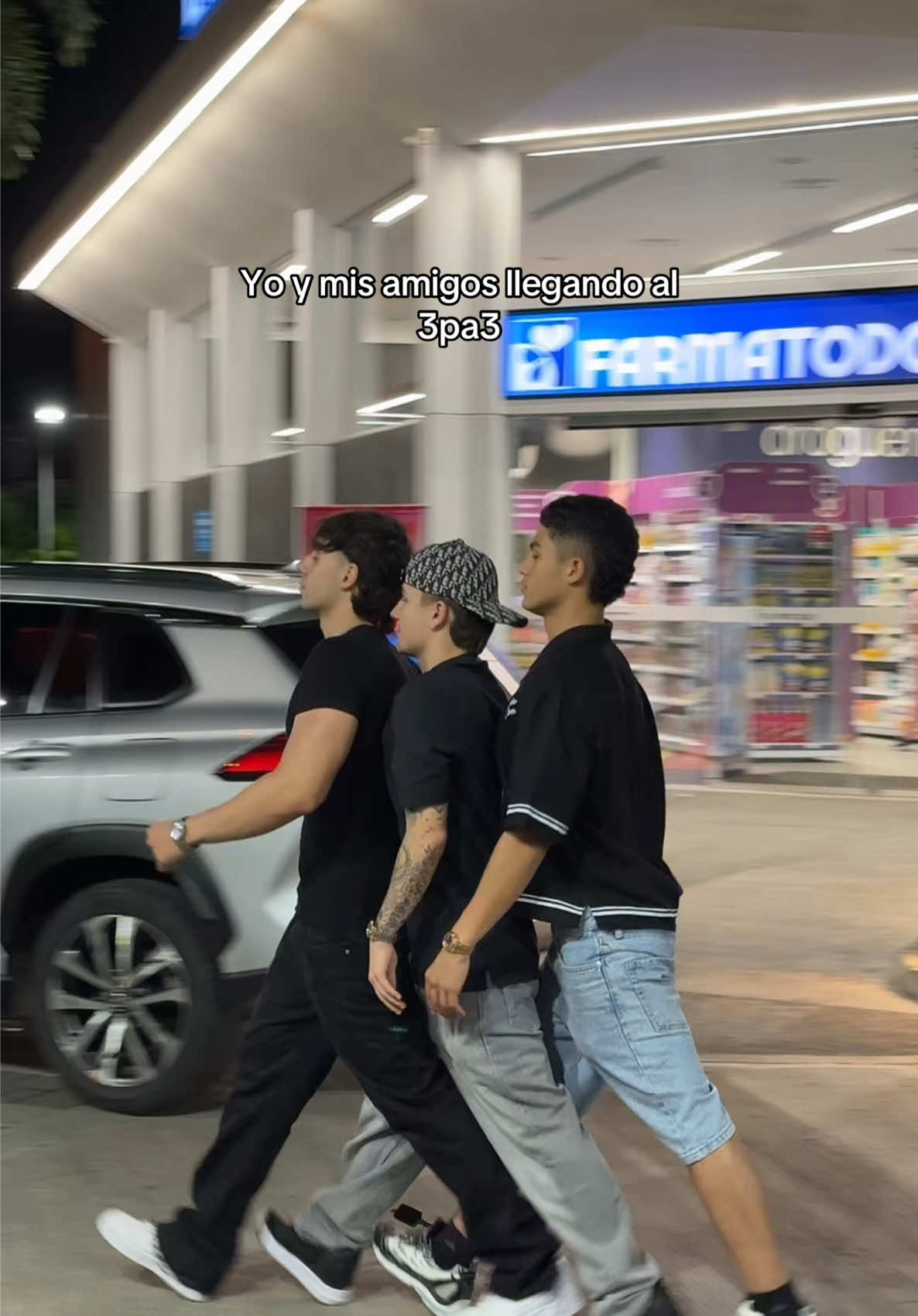 @𝐇𝐮𝐠𝐨 🦦