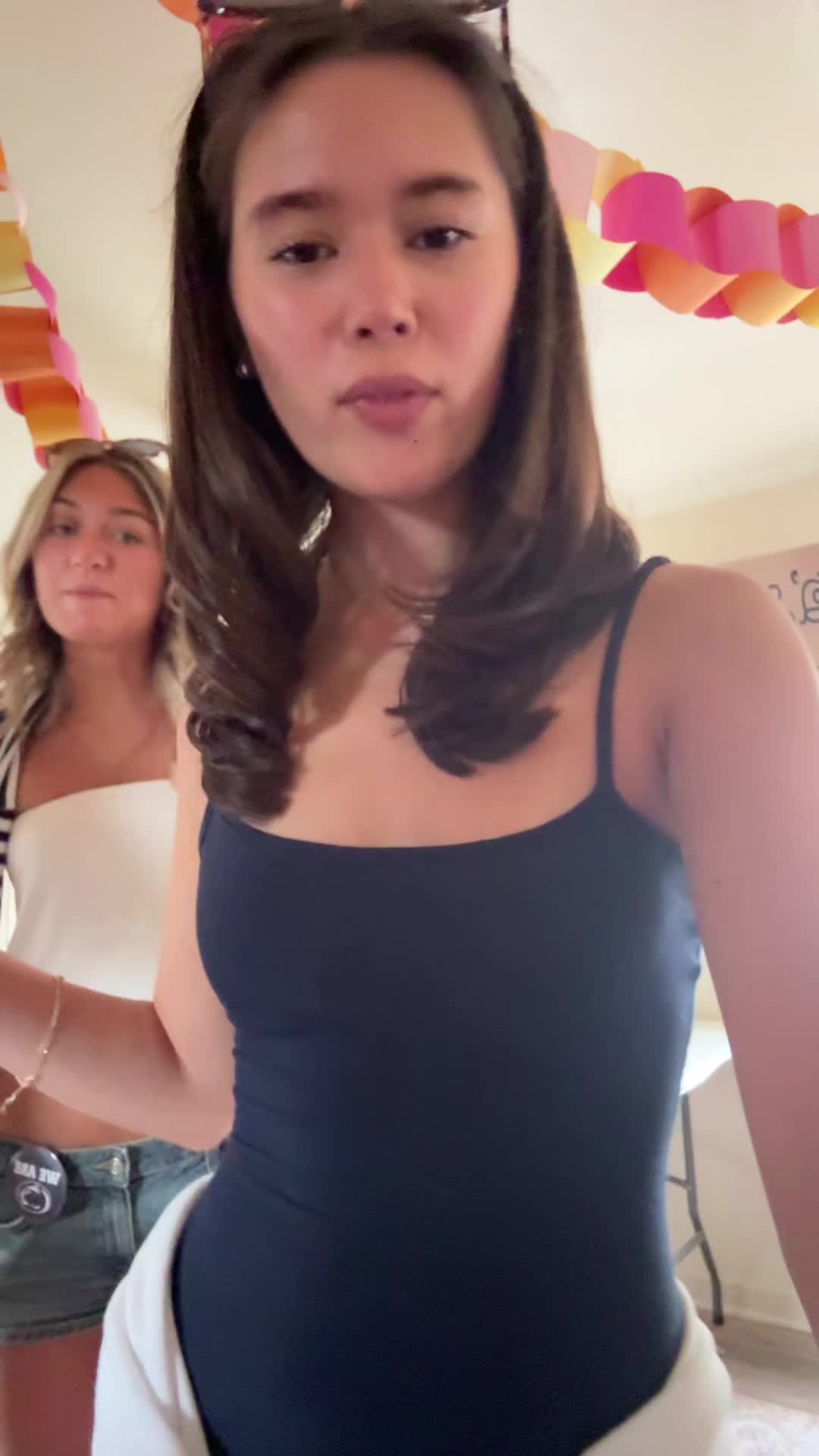 @crazyava2005