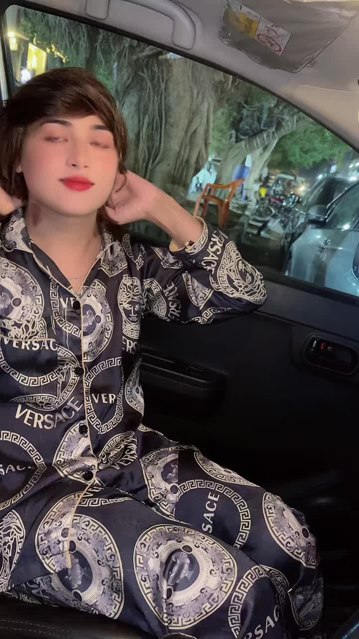 @Vickykarachi123