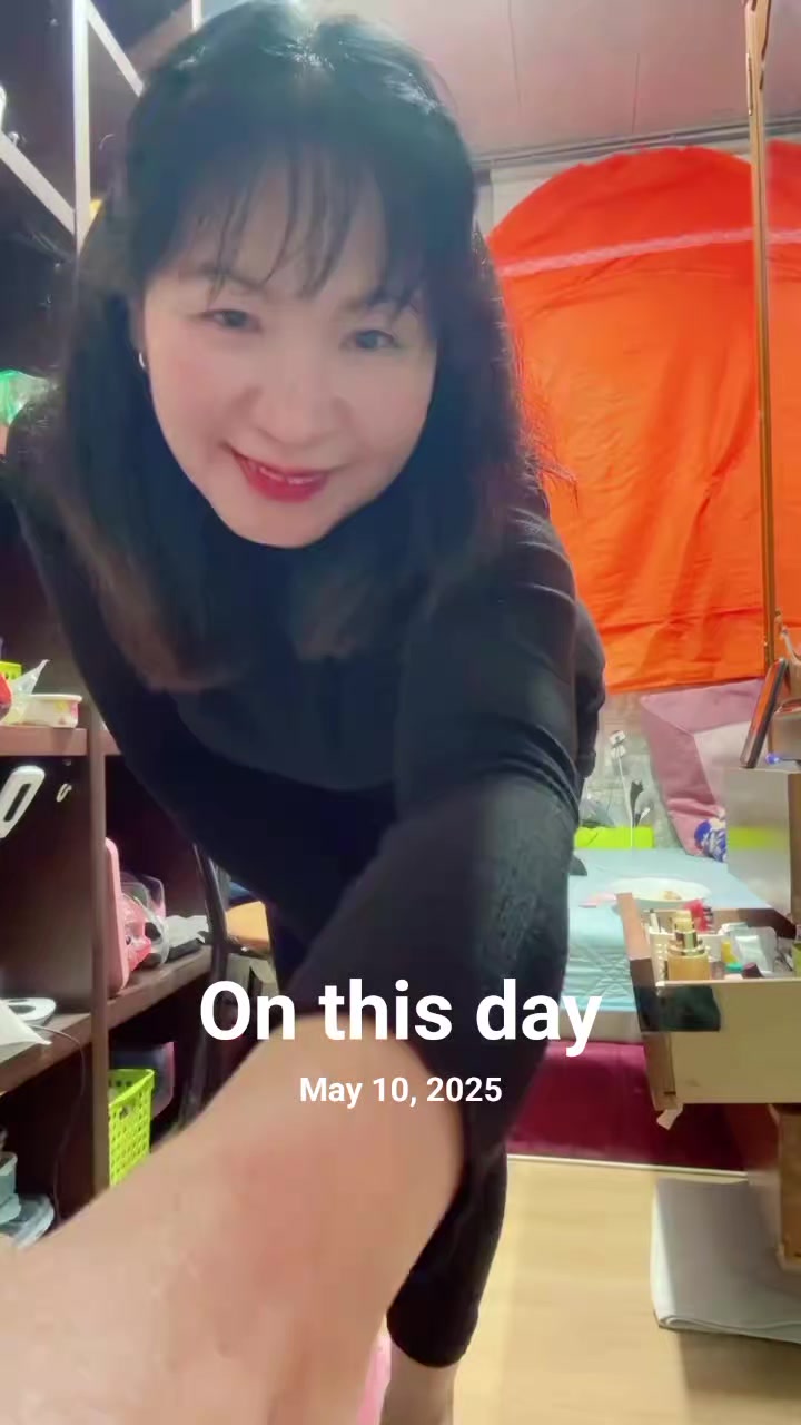 @nealzurc