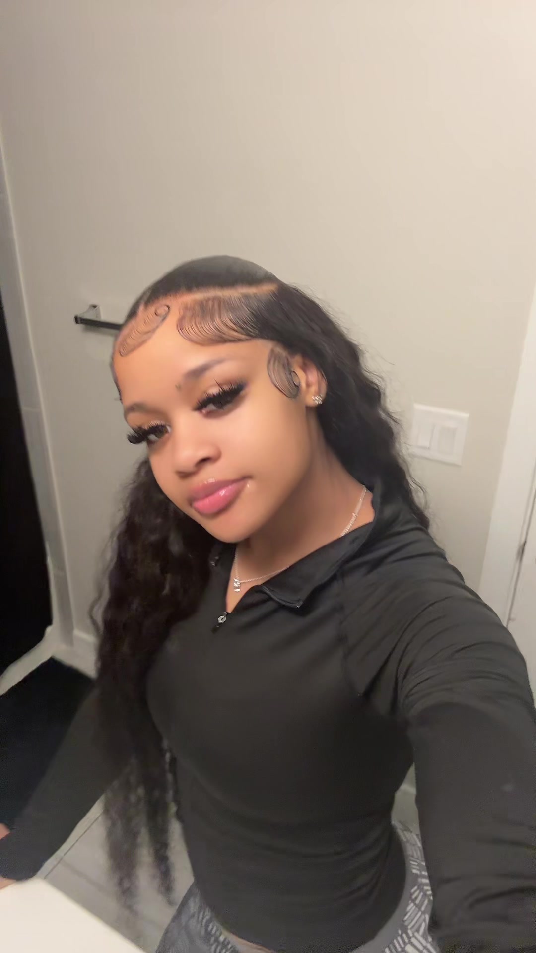 @monae