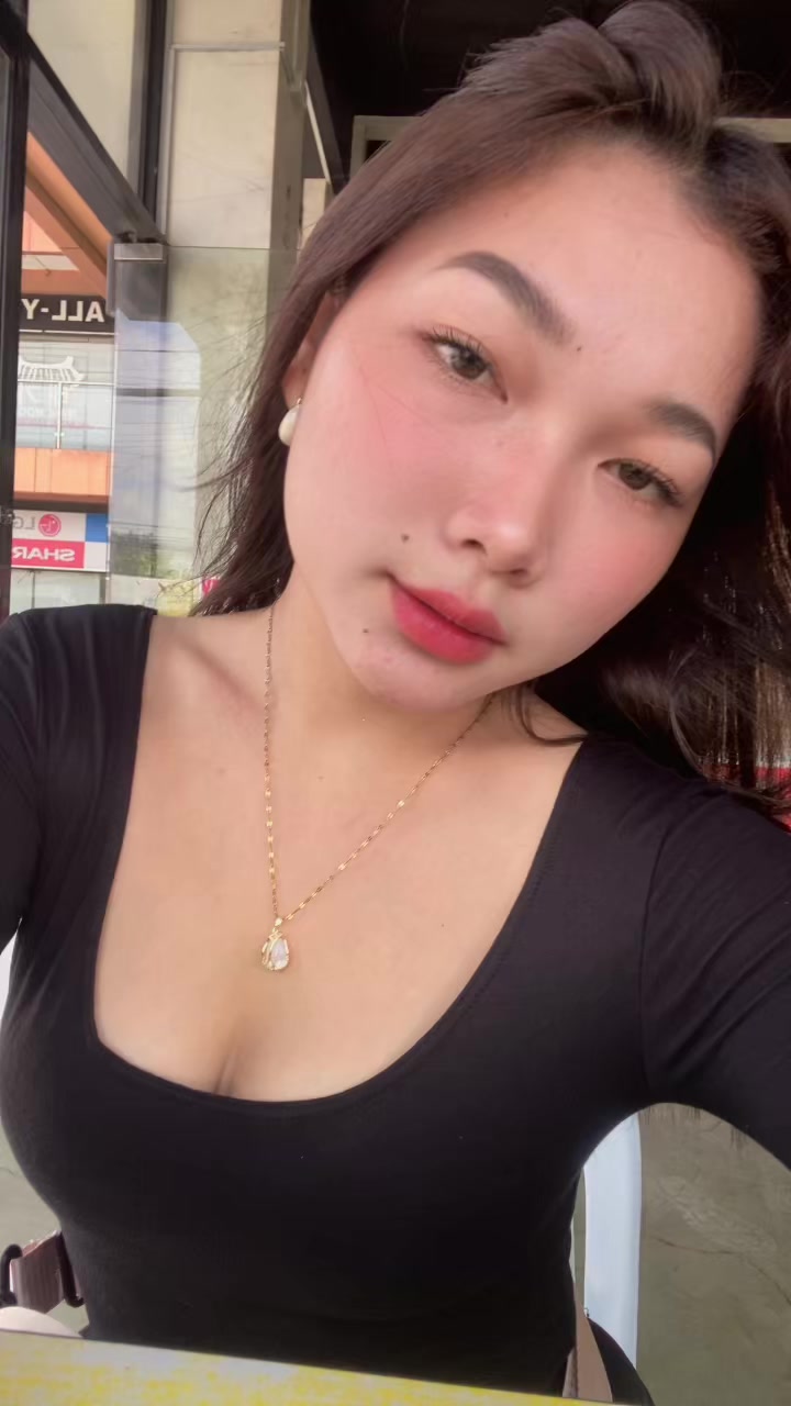 @khn_.aaa on IG