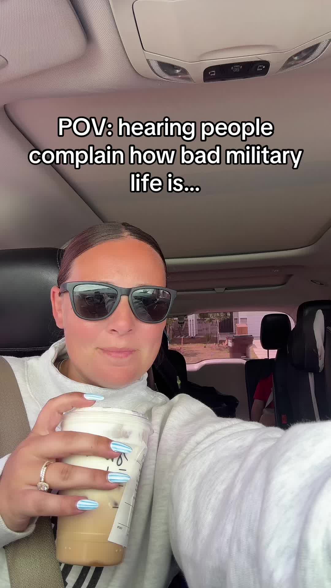 @Taylor Stolz | Military Wife