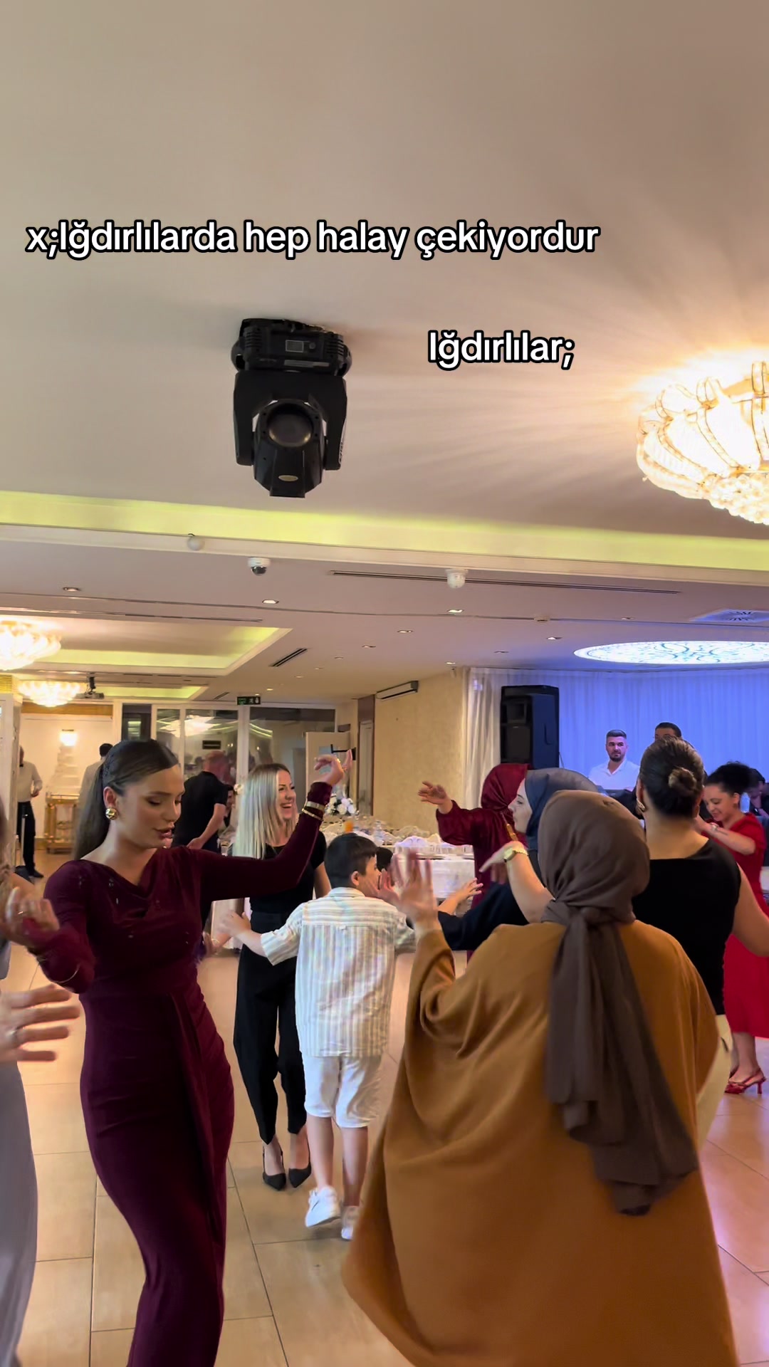 @İ ☆