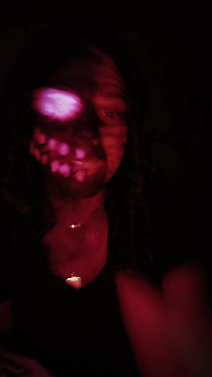@Tainá🩷🩷