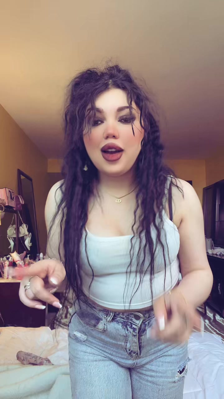 @Nina👑
