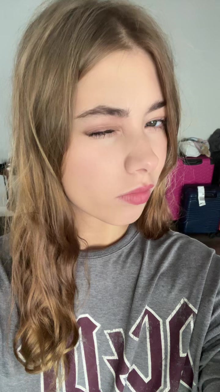 @Di👾