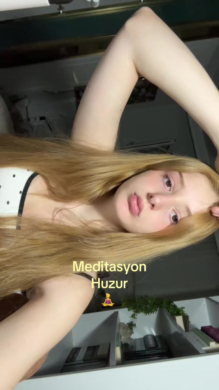 @𝒱𝒶𝓃𝒾𝓁𝓎𝒶🌟