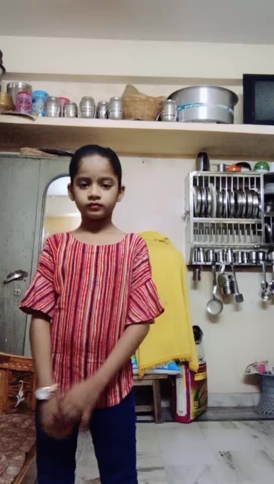 @rowdy girl poojitha