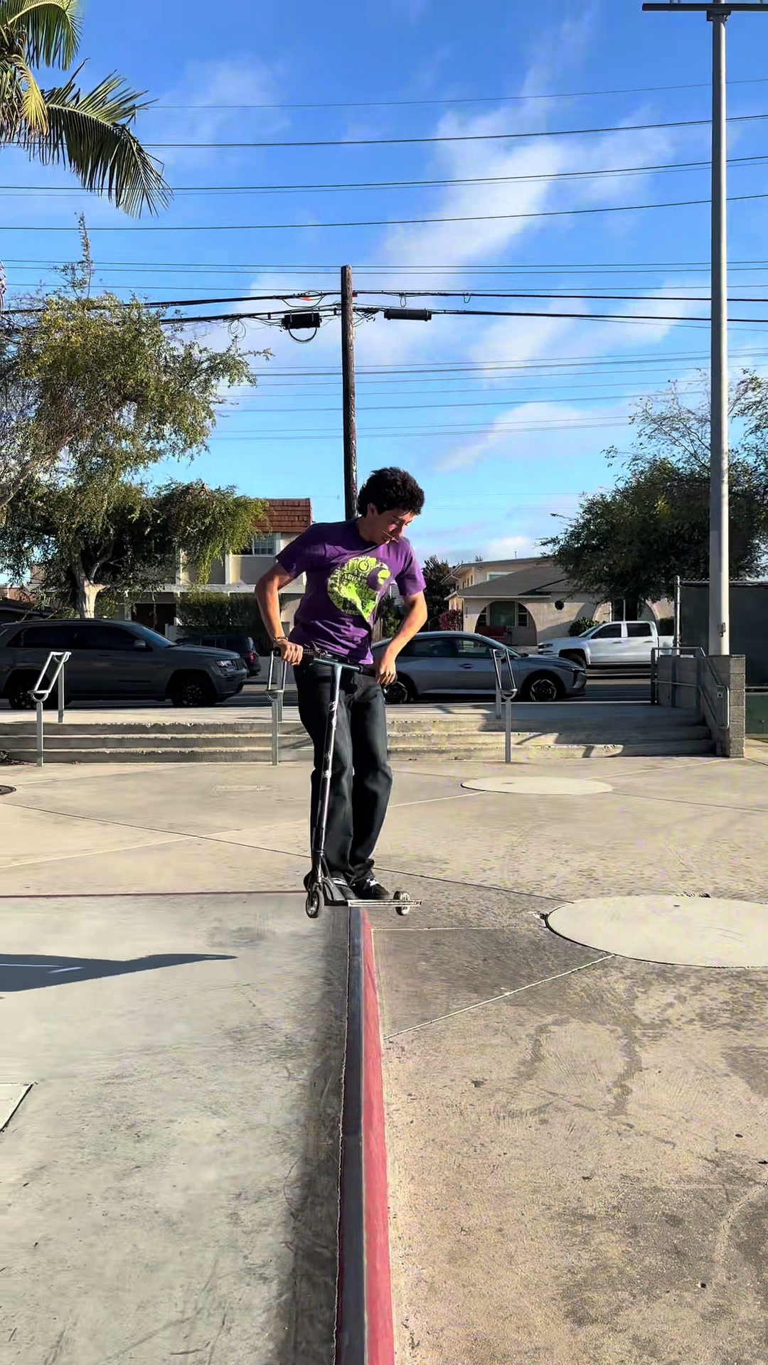 @2belowdanez