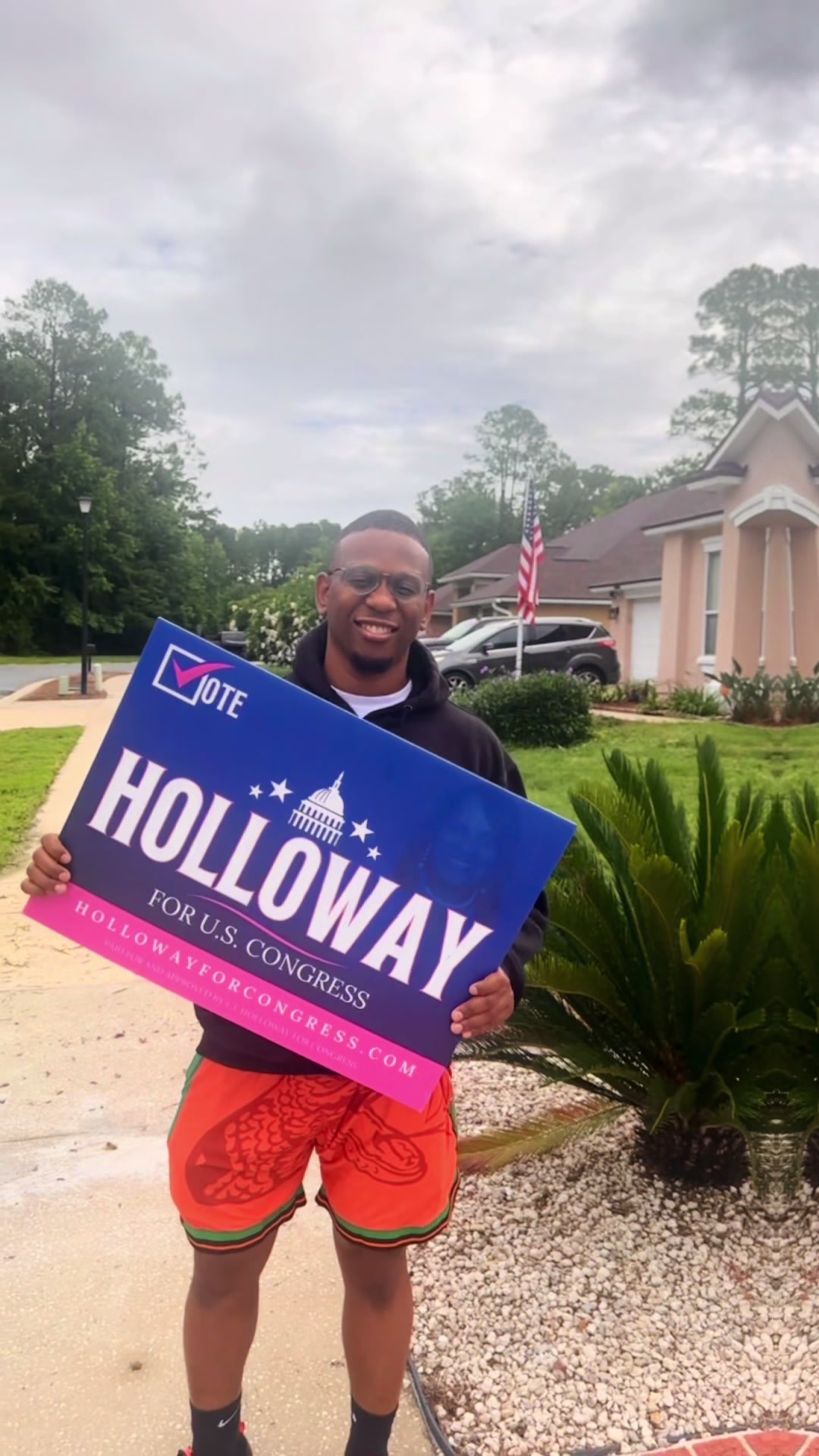 @LjHollowayforCongress