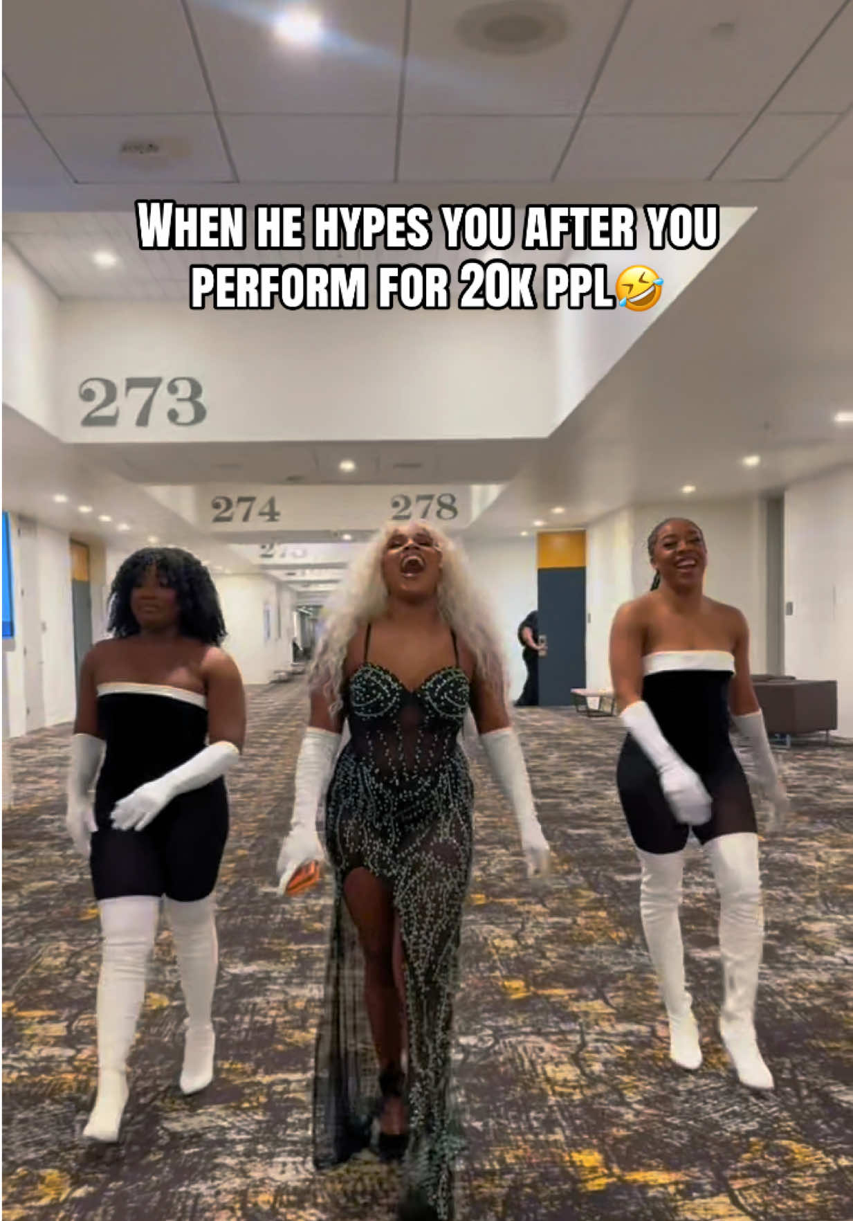 @Whoisdenisia