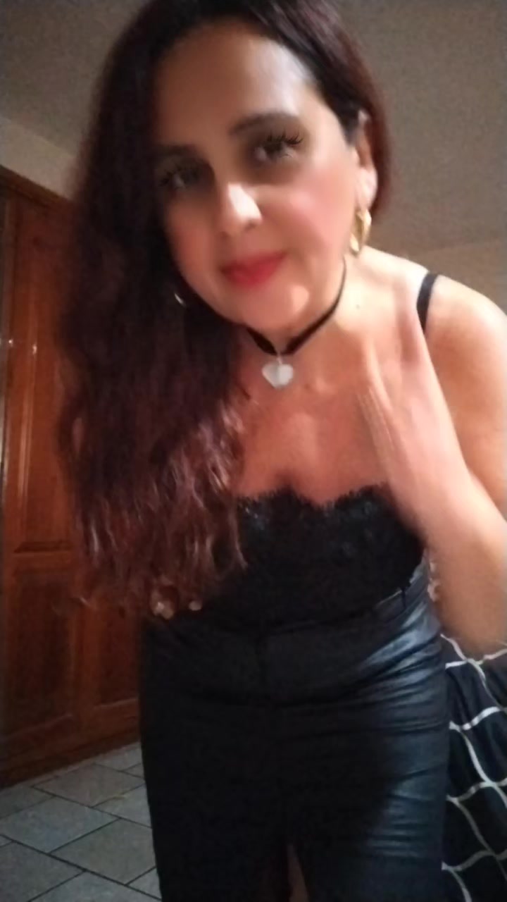 @Adriana Gaytan Amor
