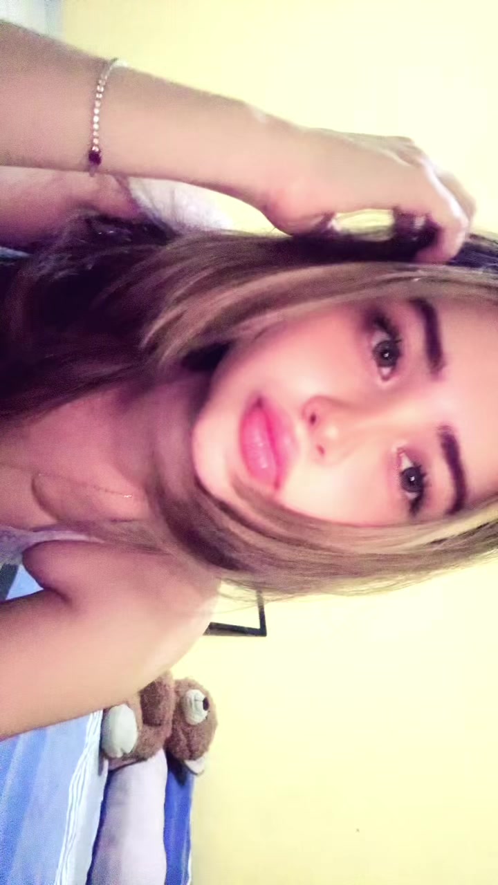 @Francellacher🍒