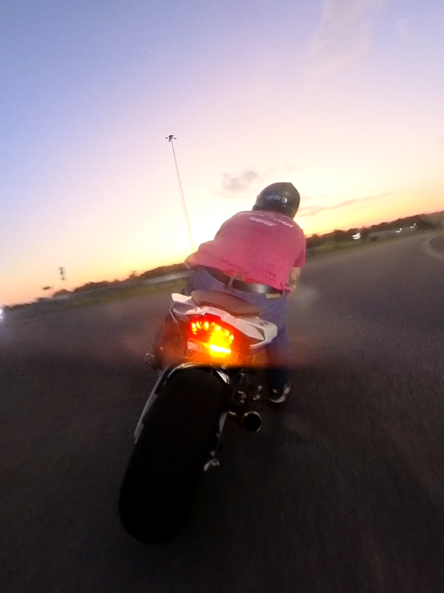 @Dat1_zx10r