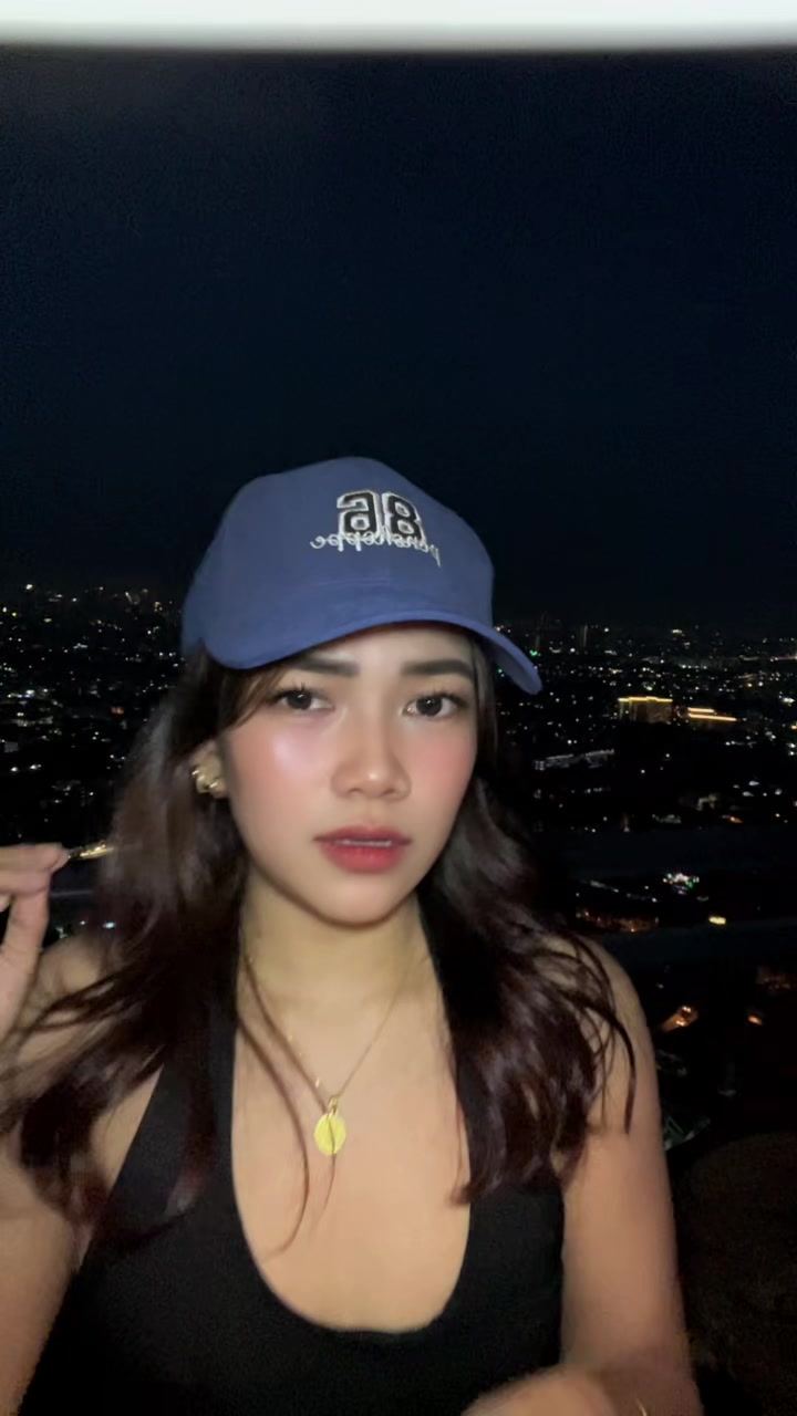 @Morenaxxx