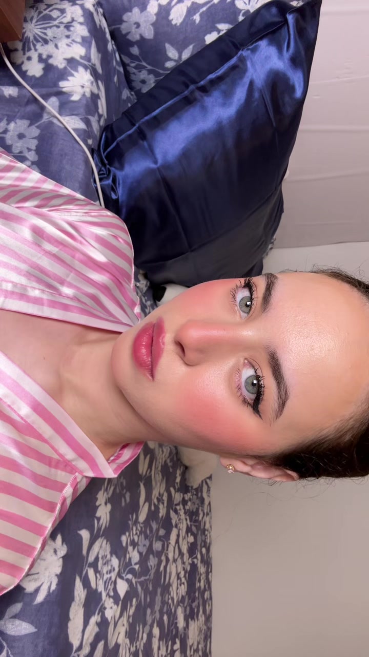 @Lucky Mira 🕯️