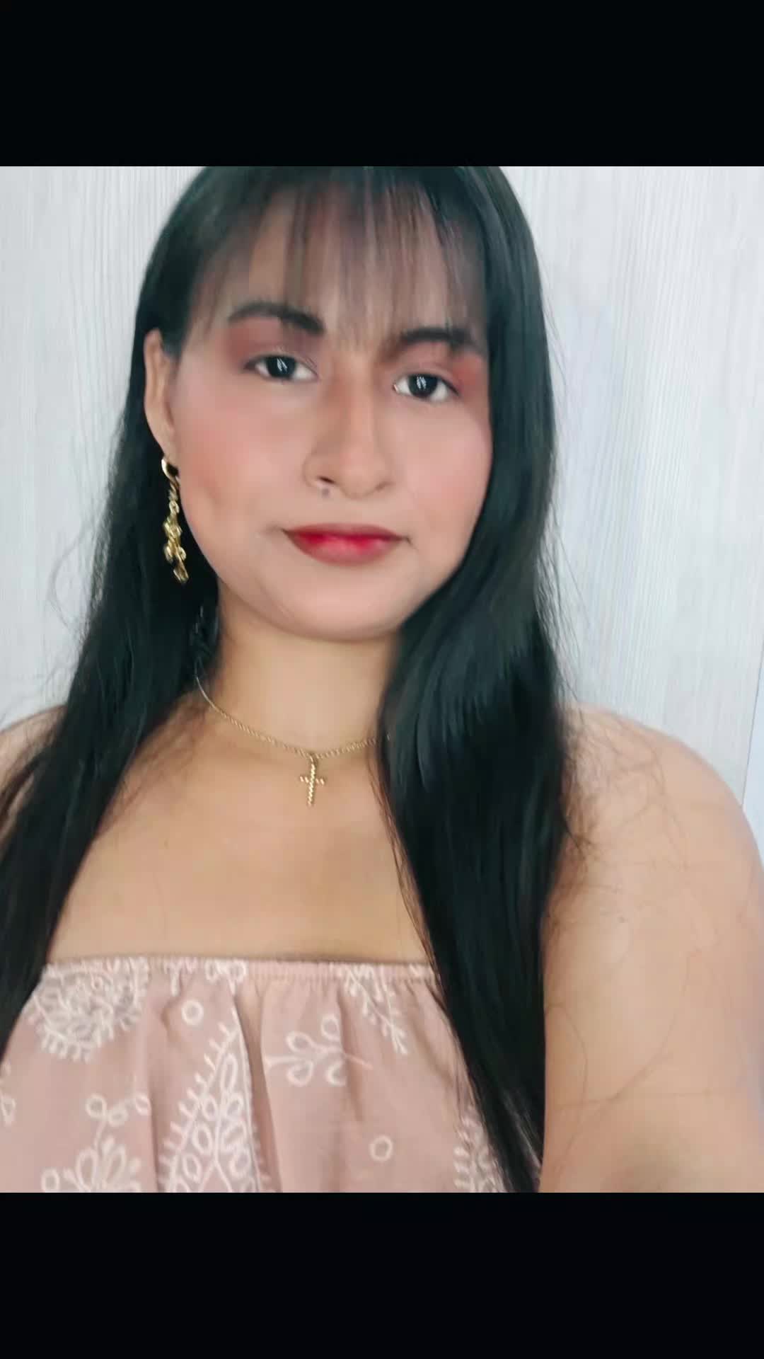 @🦋A'naly Chuquihuanga🥰🍒😘