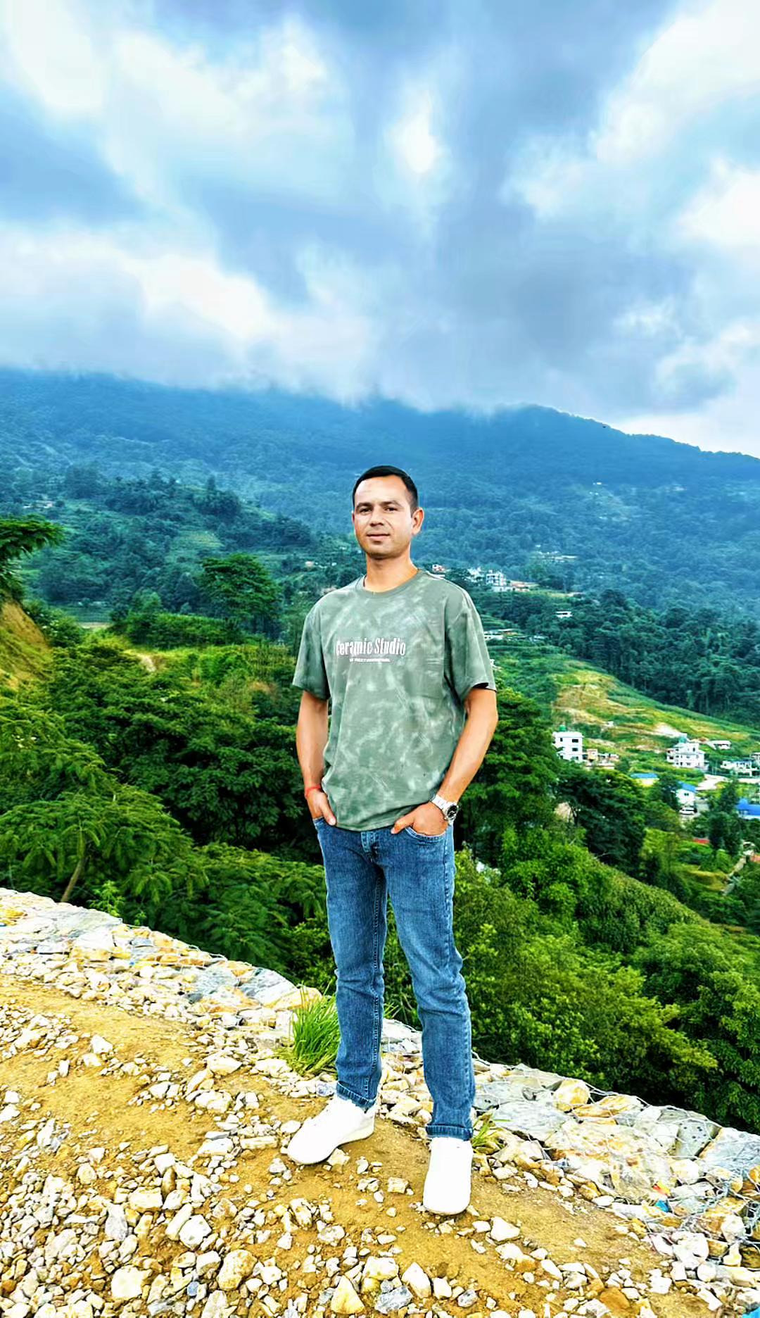 @🇳🇵SURESH BHANDARI🇳🇵👮&zwj;♀️