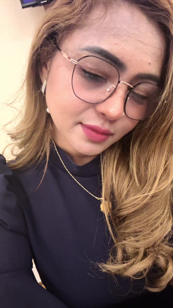 @Roginni Priya Munusa