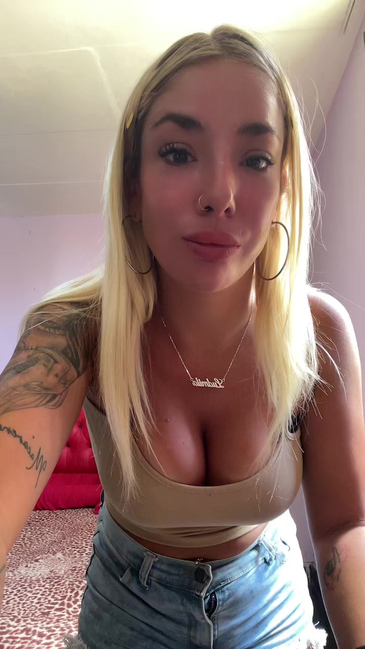 @Ludmila García 🖤