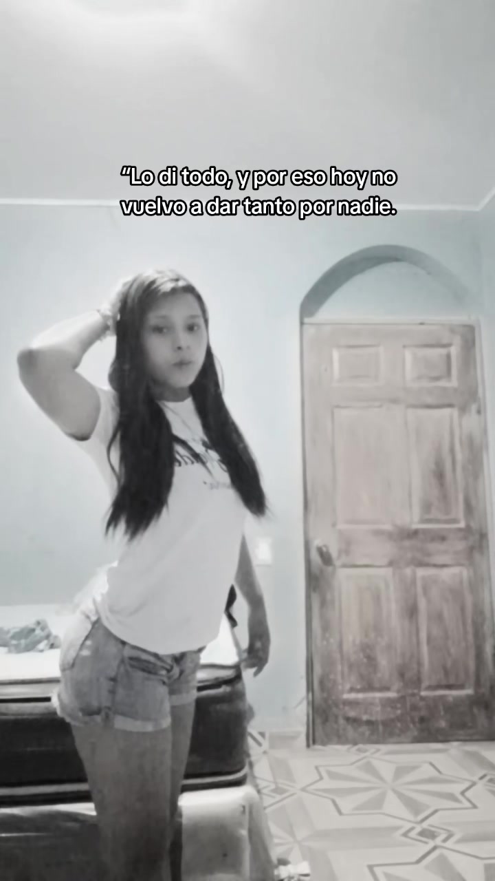 @nayeli mun̈oz 😍