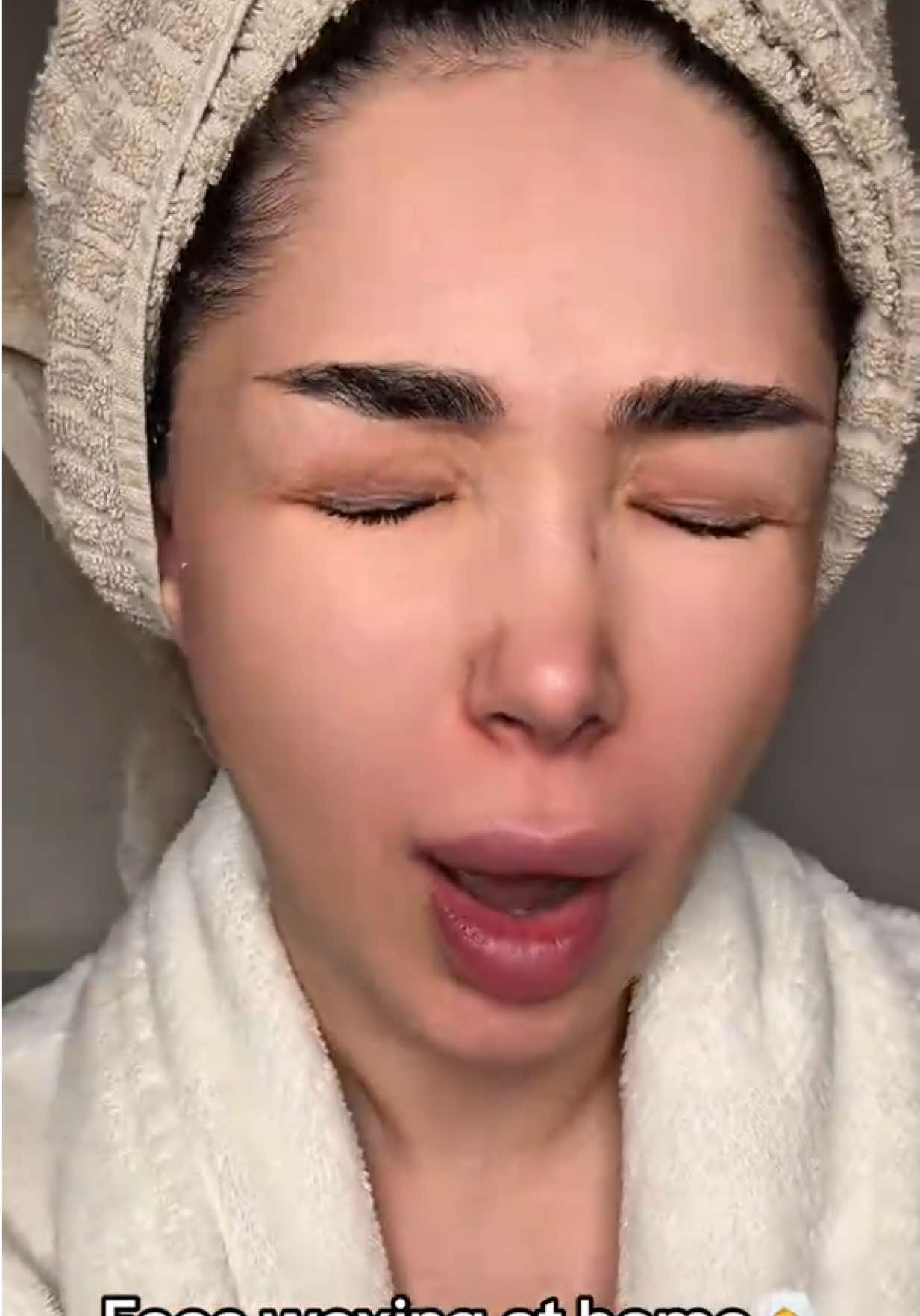 @anisavisage