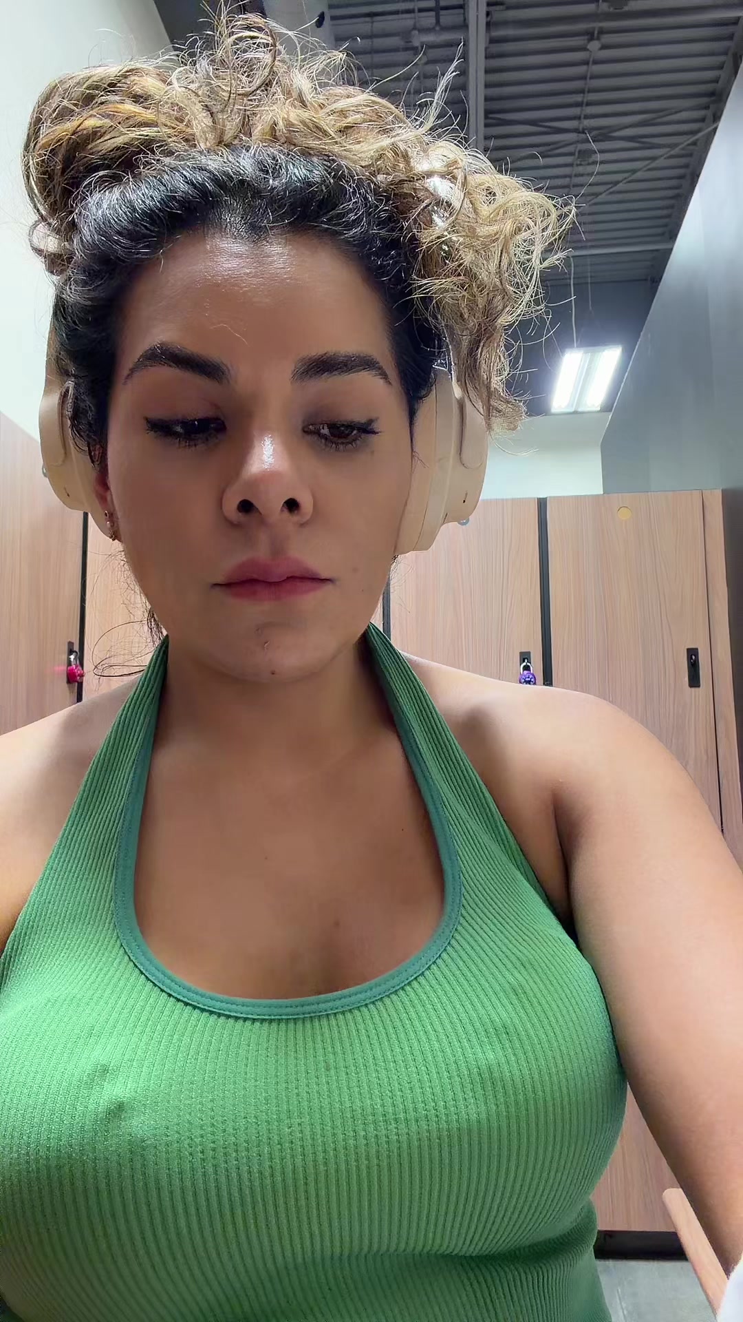 @Sara🫰🏼