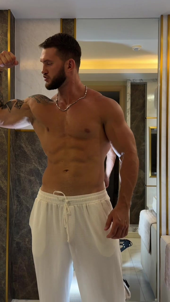 @Alexfitluvx