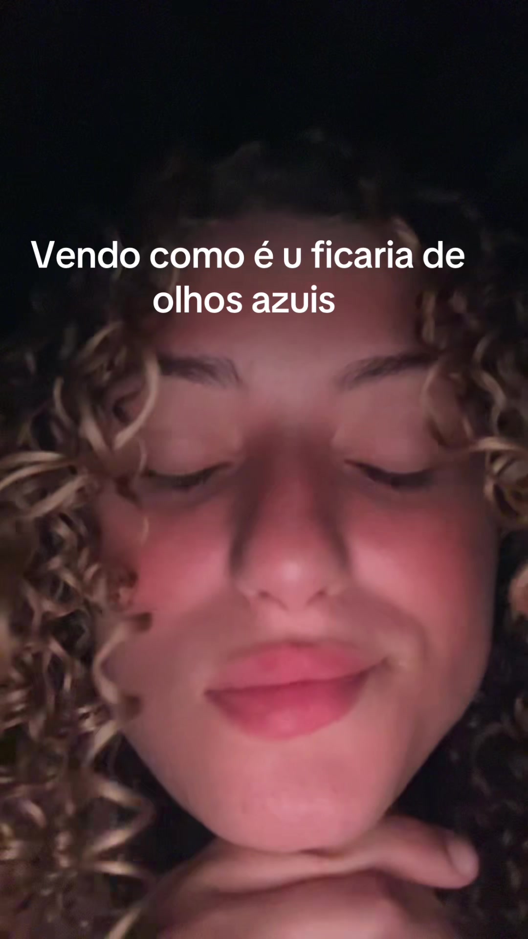 @eujulianasantostrindade_