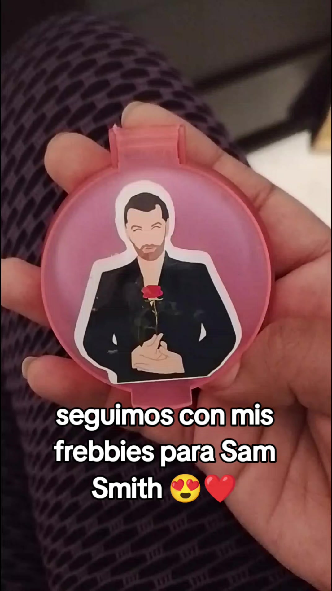 @Jocelyn Sauria Rex 🐦&zwj;🔥🦊🦖❤️