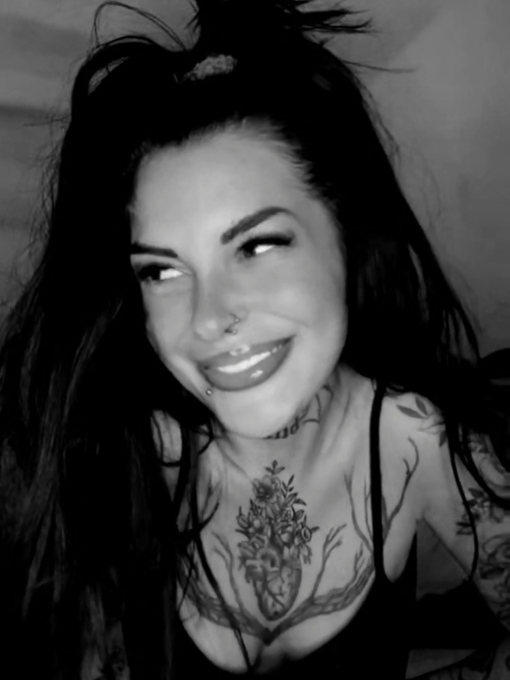 @LILITH😈