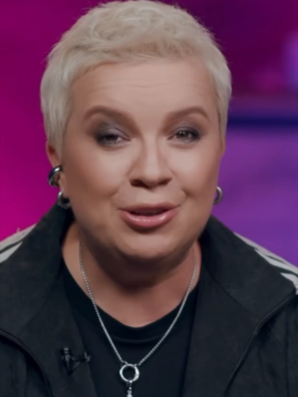 @Rus Showbiz