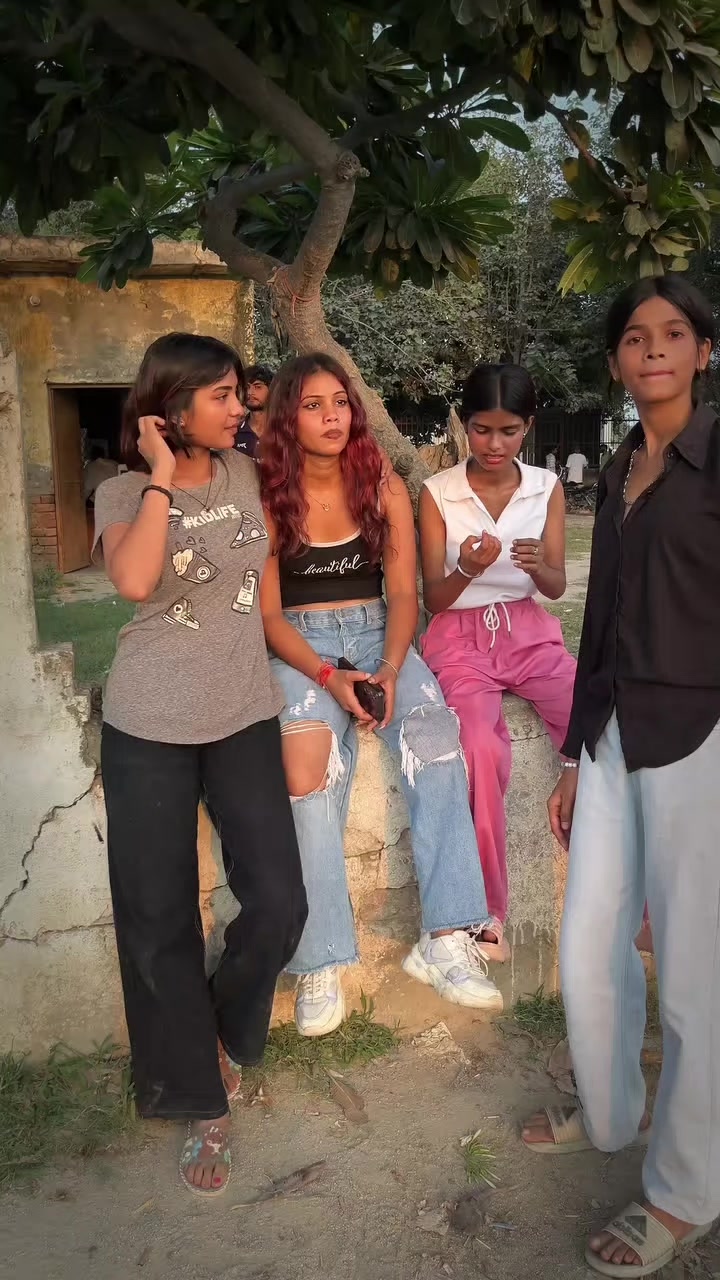@badmash_yadav_girls
