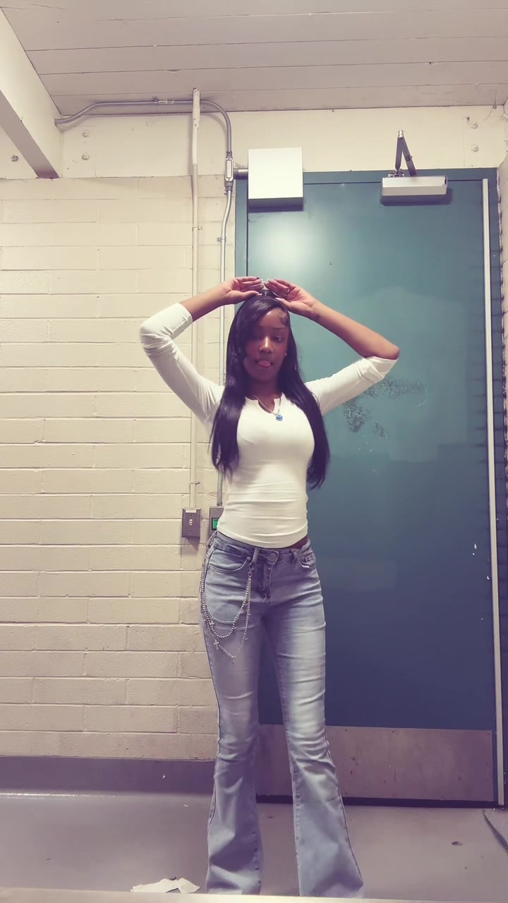 @prettylonerr27