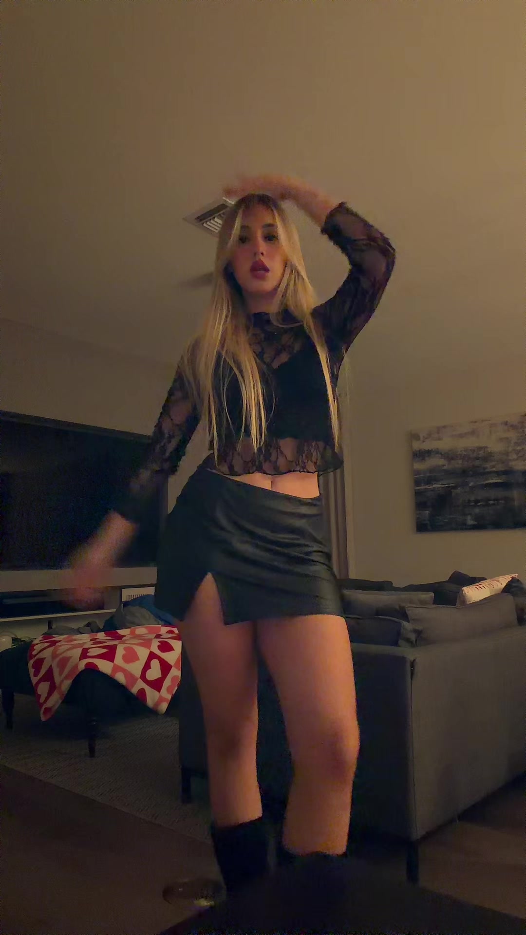 @Sofivalen09